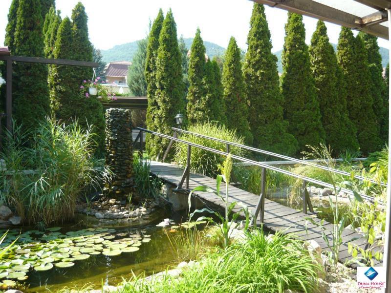 Agi Panzio Obuda Bed and Breakfast Boedapest Buitenkant foto